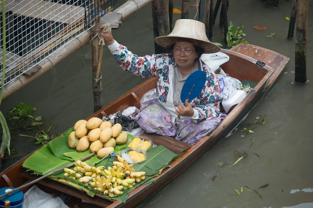 Is the Bangkok Floating Market ACTUALLY in Bangkok?